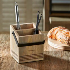 Alternative view of RM - Axel Utensil Holder
